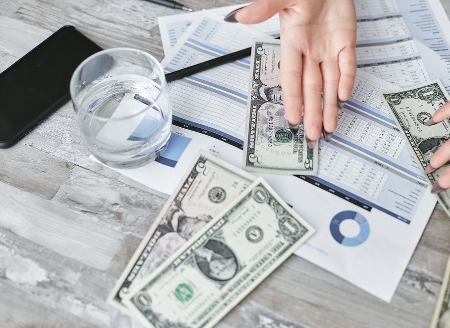 pexels-7735785 business cash flow dashboard working capital analysis office